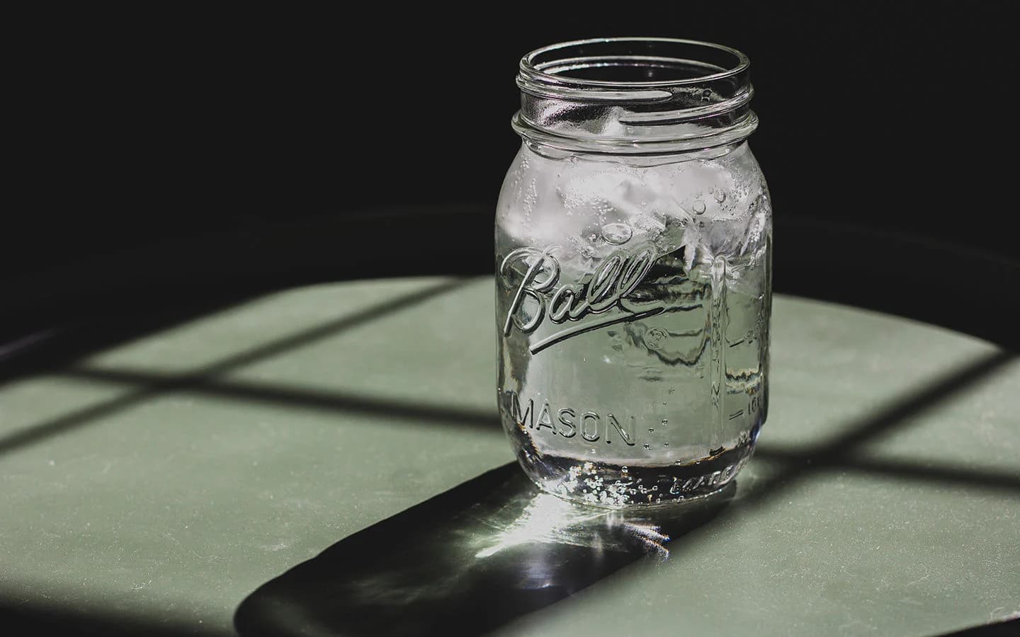 Does Water Stale? Scientific Facts, Risks and Consumption Safety